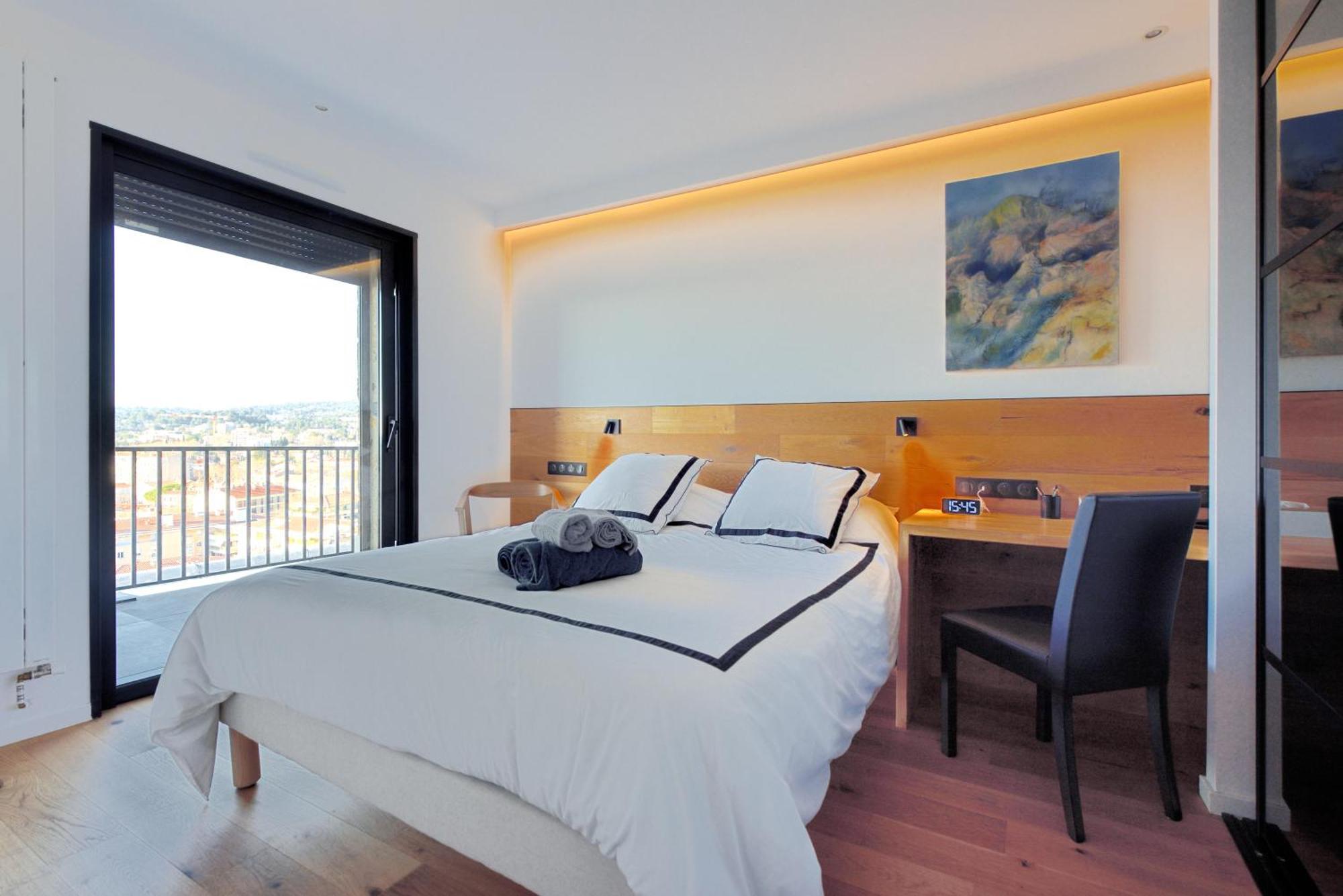 Aix Rooftop Luxe T2 - Hypercentre Rotonde - Terrasse - Vue - Parking Apartment