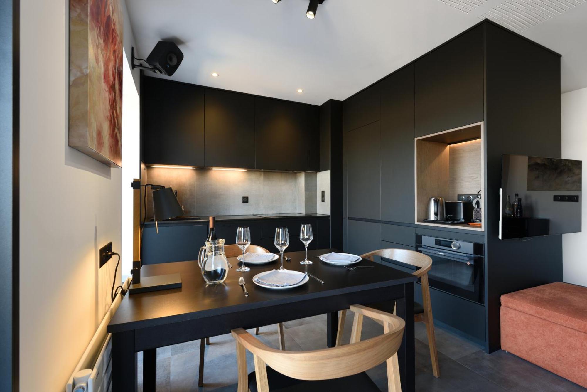 Aix Rooftop Luxe T2 - Hypercentre Rotonde - Terrasse - Vue - Parking Apartment *