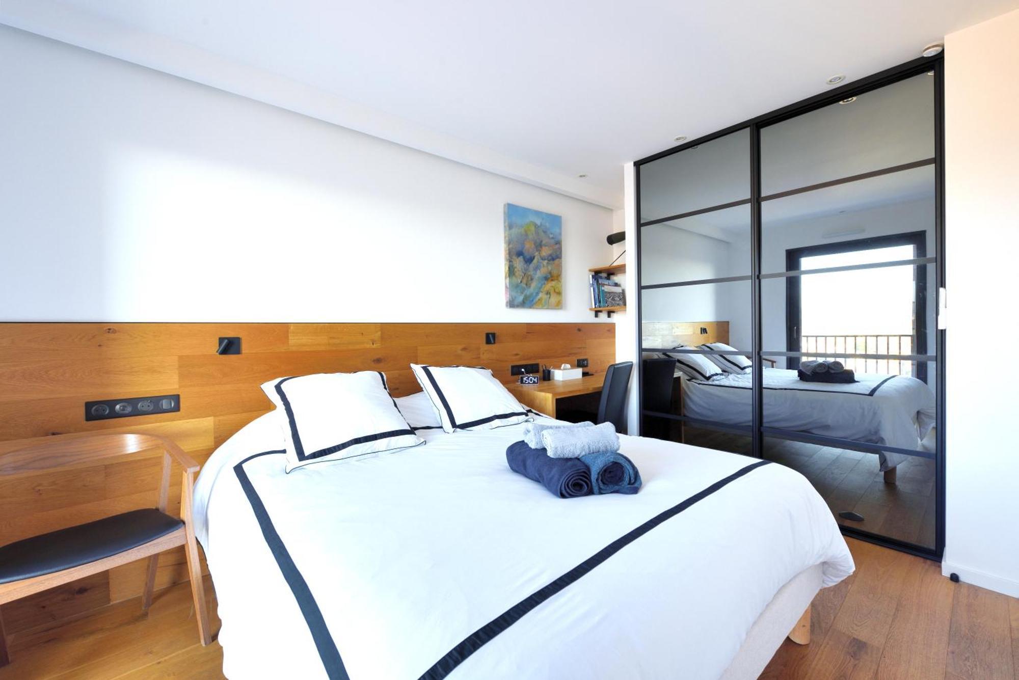 Aix Rooftop Luxe T2 - Hypercentre Rotonde - Terrasse - Vue - Parking Apartment *
